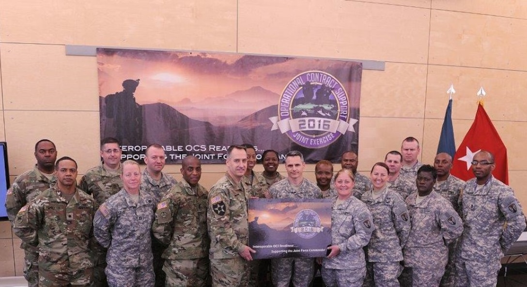 Soldiers with the 915th and 917th Contingency Contracting Battalions, participate in Operational Contract Support Joint Exercise in Fort Bliss, Texas. 