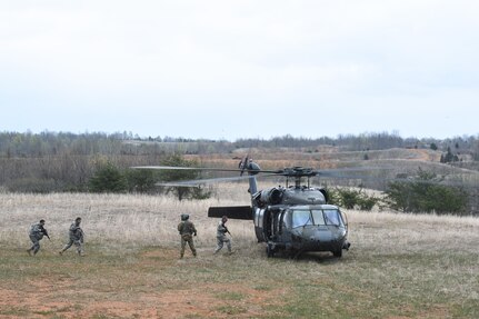 Aircrews from the U.S. Army Reserve's 8-229th AHB conduct Air Assault Operations with soldiers from 95th Training Division, April 8. 8-229th AHB is a direct reporting unit to the 11th Theater Aviation Command (TAC). The 11th TAC is the only aviation command in the Army Reserve. (Photos by Renee Rhodes / Fort Knox Visual Information)