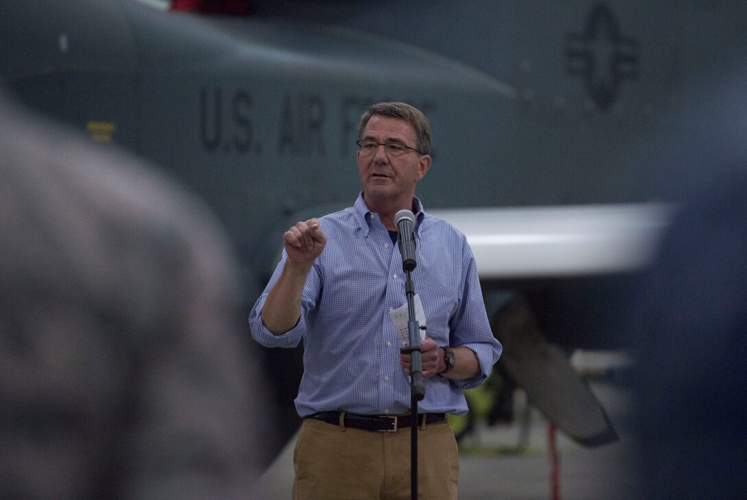 Defense Secretary Ash Carter speaks to U.S. airmen and soldiers at Al-Dhafra Air Base in the United Arab Emirates, April 16, 2016. On his trip, Carter will visit the United Arab Emirates and Saudi Arabia to help accelerate the lasting defeat of the Islamic State of Iraq and the Levant, and participate in the U.S. Gulf Cooperation Council defense meeting. DoD photo by Air Force Senior Master Sgt. Adrian Cadiz

