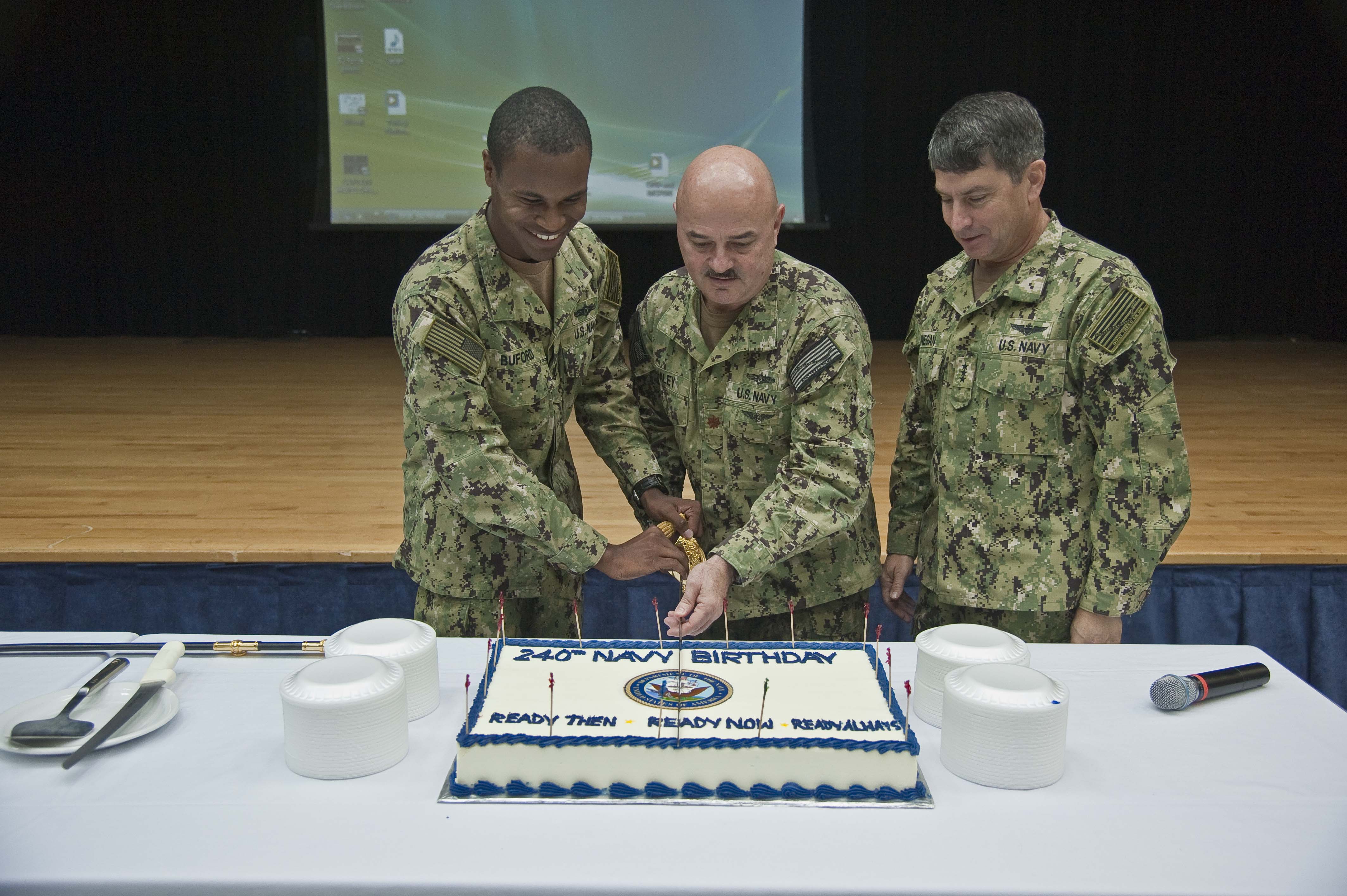 Navcent Sailors Reenlist On Navy Birthday U S Naval Forces