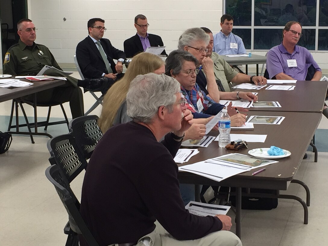 Community members attended the Defense Logistics Agency Installation Support at Richmond’s environmental cleanup program quarterly Restoration Advisory Board meeting April 11, 2016 at the Bensley Community Center in Chesterfield County, Virginia.