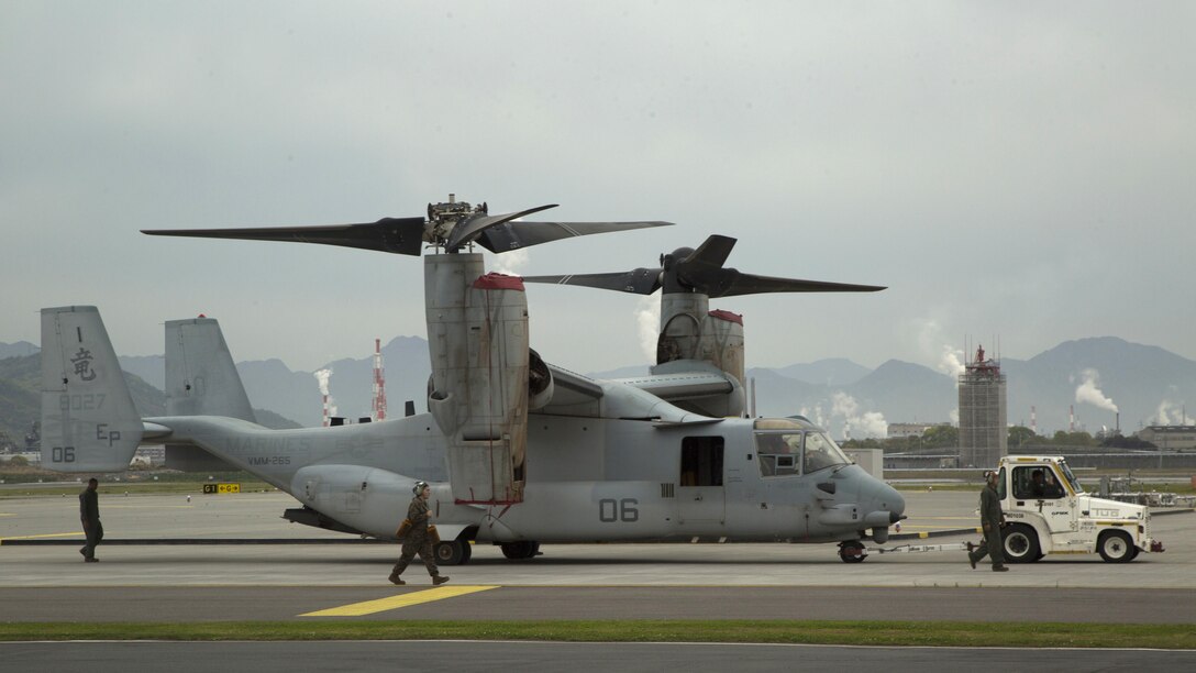 MV-22B Ospreys with Marine Medium Tiltrotor Squadron 265 (Reinforced), 31st Marine Expeditionary Unit arrived at Marine Corps Air Station Iwakuni, Japan, April 18, 2016 to work with the Japanese Ground Self Defense Force to distribute relief supplies after a series of earthquakes struck the island of Kyushu.