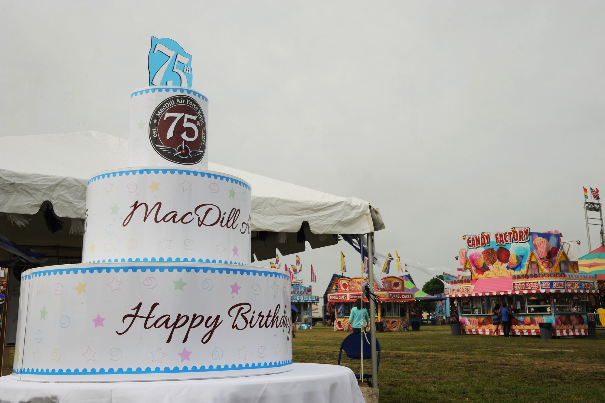 Team MacDill celebrates its 75th birthday at MacDill Air Force Base, Fla., April 15, 2016. The 6th Force Support Squadron provided free food to all picnic and carnival attendees. (U.S. Air Force photo by Airman Adam R. Shanks)