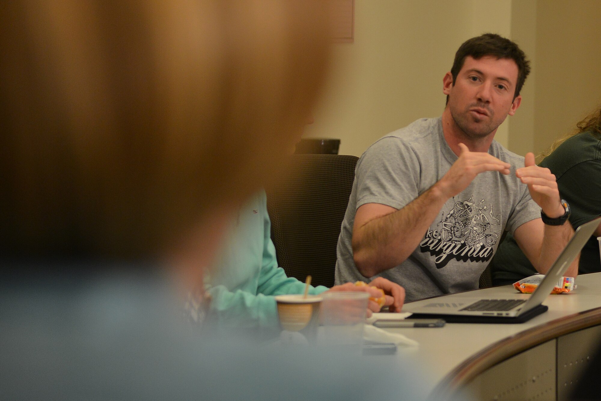 An Armed Service Arts Partnership (ASAP) volunteer from the College of William and Mary gives feedback to ASAP students in Williamsburg, Va., April 9, 2016. ASAP offers supportive arts programs at no cost to Service members, veterans and military families by partnering with artists, arts organizations and colleges who lead the courses. (U.S. Air Force photo by Staff Sgt. Natasha Stannard)