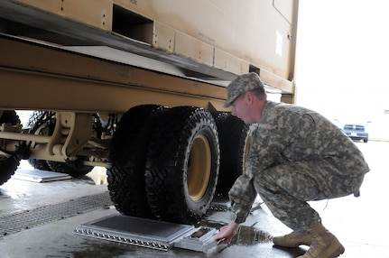 The 364th ESC prepared to move more than 100 pieces of equipment that included containers, wheeled vehicles and other palletized items by land, sea and air to various ports in the United States. The shipments will be loaded onto aircraft and cargo ships bound for Europe later this month. Soldiers in the ESC will use the equipment to conduct their sustainment mission in Poland’s Anakonda 16. AN 16 is the largest, periodic (biannual, since 2006) joint exercise of the Polish Armed Forces with the international participation of Allies and Partners. It will take place between 7-17 June 2016 in the military training areas of the whole country and international air and sea space of the Baltic Sea.