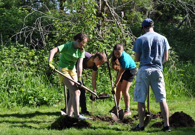 The Walla Walla District, U.S. Army Corps of Engineers, along with volunteers from Whitman College,  Walla Walla University, and Walla Walla Community College plant 13 large trees throughout Rooks Park, as well as move a tree that is too close to the levee, on Apr. 17, 2016. The earth day planting event was a service-day partnership with the Tri-College organization.  (Photos by Jennifer McFadden Allen) - 