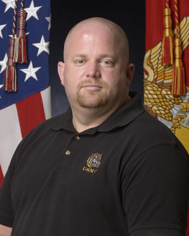 MCLB Barstow railhead supervisor's innovative thinking, tenacity, and creativity earns him 2015 Civilian Logistician of the Year honors