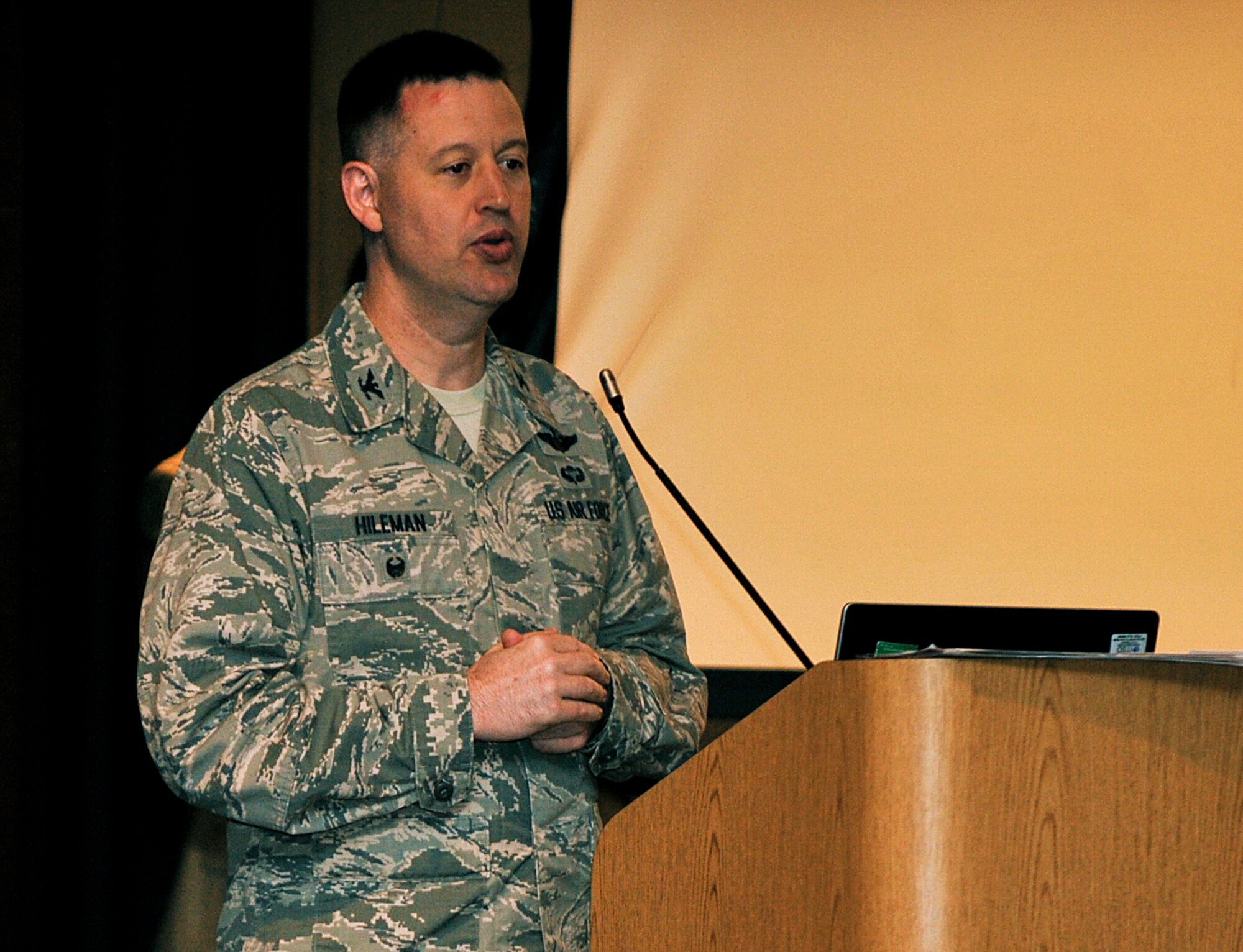 Col. Brandon Hileman, 86th Airlift Wing vice commander, speaks with installation and unit voting assistance officers during a Federal Voting Assistance Program training workshop April 21, 2016, at Ramstein Air Base, Germany. Hileman talked about the importance of military members overseas exercising their right to vote. (U.S. Air Force photo/Senior Airman Larissa Greatwood)