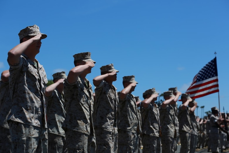 MARINE CORPS BASE, CAMP PENDLETON,Calif. – Marines salute during the 15 Marine Expeditionary Unit’s change of command ceremony on Camp Pendleton April 22, 2016. During the ceremony Col. Vance L. Cryer, the commanding officer of the 15th MEU for nearly two years, relinquished command of the unit to Col. James P. Fallon, who previously was the MEU’s executive officer. (Marine Corps photo by Cpl. Jonathan Boynes/Released)