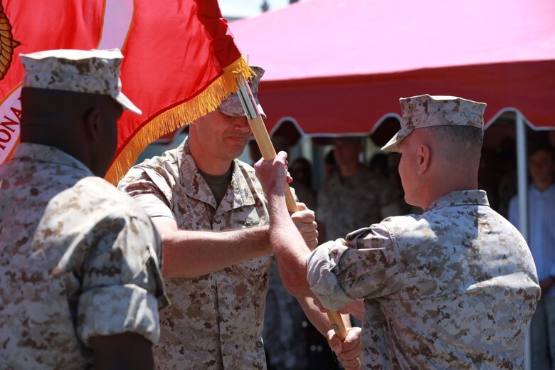 MARINE CORPS BASE, CAMP PENDLETON,Calif. – Col. Vance L. Cryer, the commanding officer of the 15th Marine Expeditionary Unit for nearly two years, relinquishes command of the unit to Col. James P. Fallon, who previously was the MEU’s executive officer during a change of command ceremony on Camp Pendleton April 22, 2016. During the ceremony Cryer relinquished command of the unit to Col. James P. Fallon, who previously was the MEU’s executive officer.  Cryer led the unit for nearly two years, including a deployment to the Middle East and Western Pacific.  (Marine Corps photo by Cpl. Jonathan Boynes/Released)
