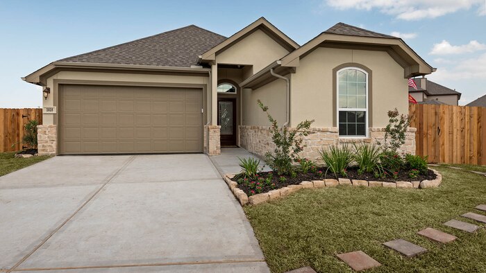 U.S. Marine Corps Cpl. Jonathan Dowdell and his family received the keys to their new custom-built, mortgage-free home during a special welcome home ceremony in League City, Texas, April 14, 2016. The home dedication marks Operation FINALLY HOME’s 100th dedication for a deserving veteran or surviving spouse.