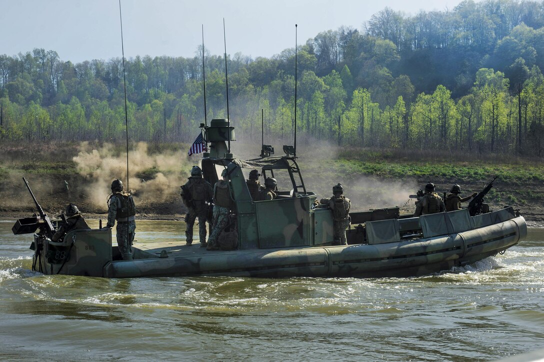 Sailors conduct live-fire operations during an annual training exercise near Fort Knox, Ky., April 17, 2016. Navy photo by Petty Officer 2nd Class Gabriel Bevan