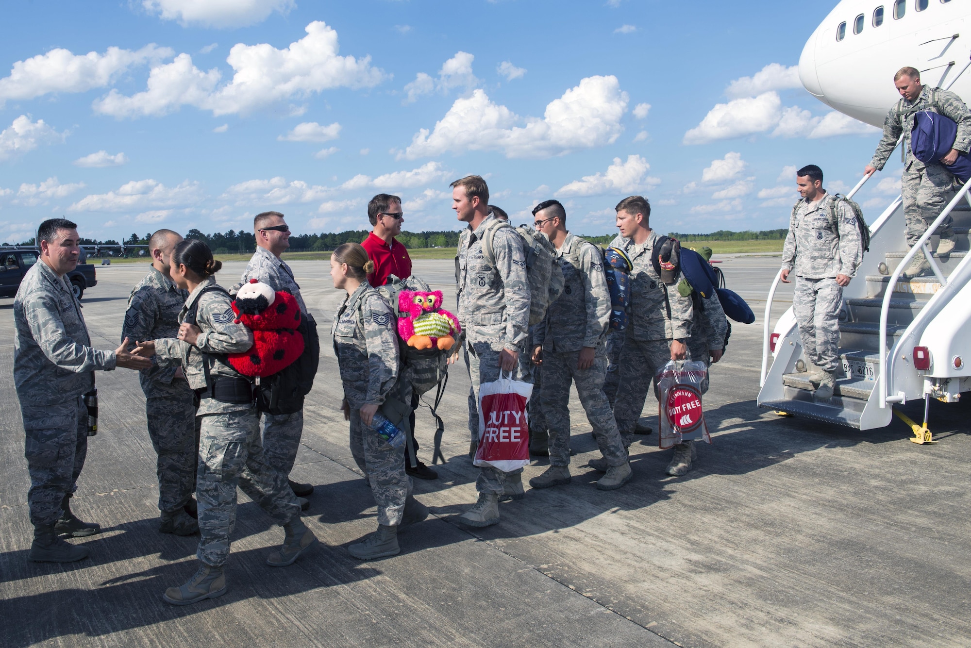 U.S. Air Force Airmen from the 824th Base Defense Squadron return home from a deployment, April 25, 2016, at Moody Air Force Base, Ga. The 824th BDS is one of Moody’s three security forces squadrons in the 820th Base Defense Group. (U.S. Air Force photo by Airman 1st Class Greg Nash/Released)