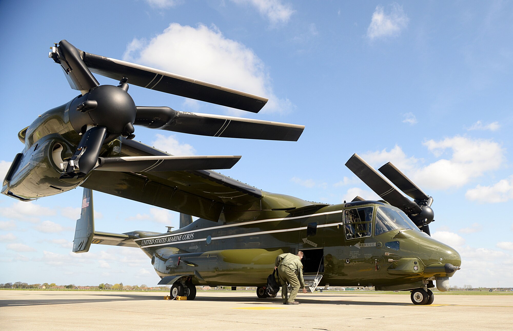 A U.S. Marine Corps MV-22 Osprey from Quantico, Va., sits on the flightline April 19, 2016, on RAF Mildenhall, England. The aircraft was here in support of the President’s visit to the United Kingdom and Germany. U.S. European Command and U.S. Air Forces in Europe-Air Forces Africa were working with other government agencies and authorities in the U.K. and Germany to provide assistance as requested to ensure a successful visit. (U.S. Air Force photo by Airman 1st Class Tenley Long/Released)