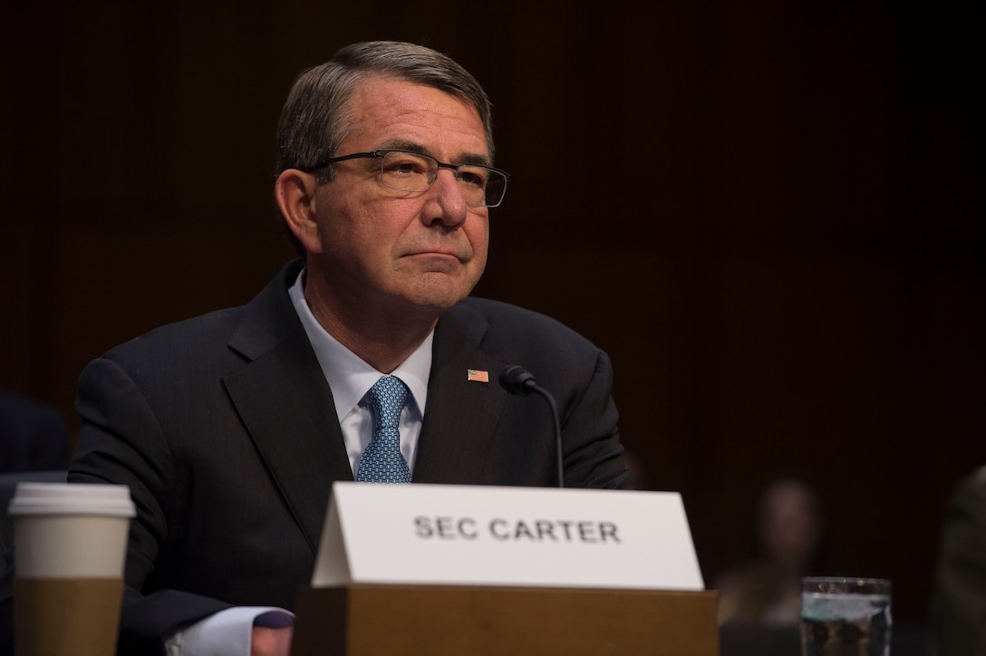 Defense Secretary Ash Carter testifies on counter-Islamic State of Iraq and the Levant operations and Middle East strategy before the Senate Armed Services Committee in Washington, D.C., April 28, 2016. DoD photo by Air Force Master Sgt. Adrian Cadiz