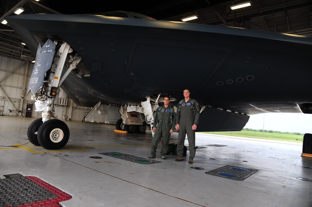 Dean Kamen, the FIRST Robotics founder, left, and U.S. Air Force Capt. Daniel St. Clair, a B-2 Spirit pilot and FIRST Robotics alumni, pose for a photo prior to boarding a B-2 Spirit at Whiteman Air Force Base, Mo., April 26, 2016. Kamen met Airmen and FIRST Robotics alumni during his visit and received an incentive flight in a B-2 Spirit. The U.S. Air Force and FIRST Robotics share an interest in developing youth into future leaders through exposure to education in science, technology, engineering and math. (U.S. Air Force photo by Airman 1st Class Keenan Berry)