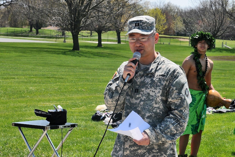 Capt. Joshua Choi, chief of Military Law, 85th Support Command, speaks to soldiers about his experience as an immigrant from South Korea, and his decision to join the United States Army. Choi was a guest speaker during the 85th Support Command’s Asian American and Pacific Islander Heritage Month observance hosted by the command’s Equal Opportunity office, May 2.
The observance was conducted, during the battle assembly weekend training, with a special performance by the Barefoot Hawaiian, a local Hawaiian performing arts company,
(U.S. Army photo by Sgt. Aaron Berogan/Released)