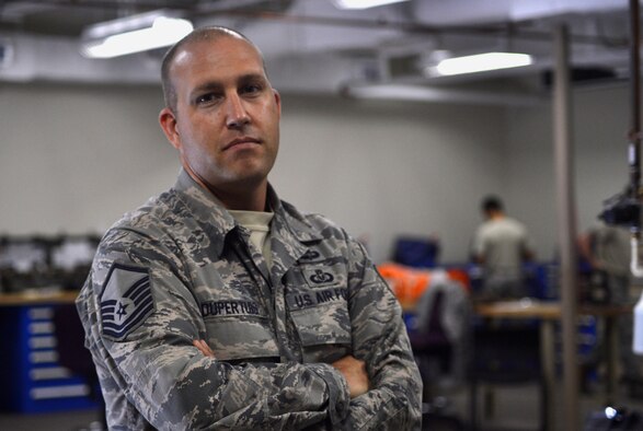 Master Sgt. Michael Dupertuis, the aircrew flight equipment superintendent for the 6th Operations Support Squadron at MacDill Air Force Base, Fla., is part of a select group of athletes driven to compete in the sport of ultramarathon running. To date, he has completed two ultramarathons and many shorter long-distance races. (Courtesy photo/Alannah Don)