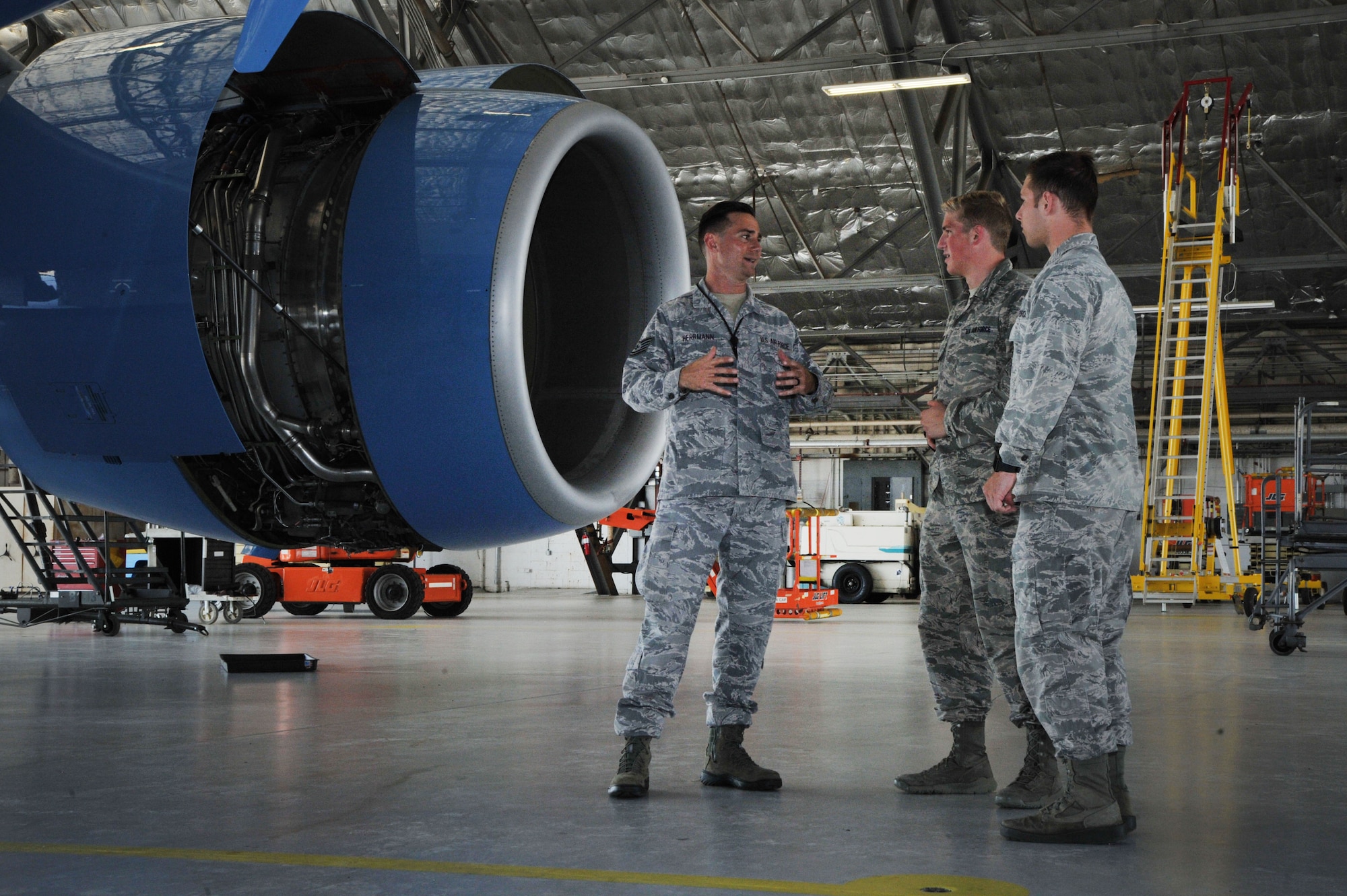 Tech Sgt. Siggy Herrmann of the 89th Airlift Wing, Joint Base Andrews, Md., gives a group of U.S. Air Force Academy cadets a tour of the various aircraft assigned to the 89th Airlift Wing. The cadets were visiting Joint Base Andrews as part of the U.S. Air Force Academy's Operations Air Force program. (Photo by U.S. Air Force Senior Master Sgt. Adrian Cadiz)(Released)
