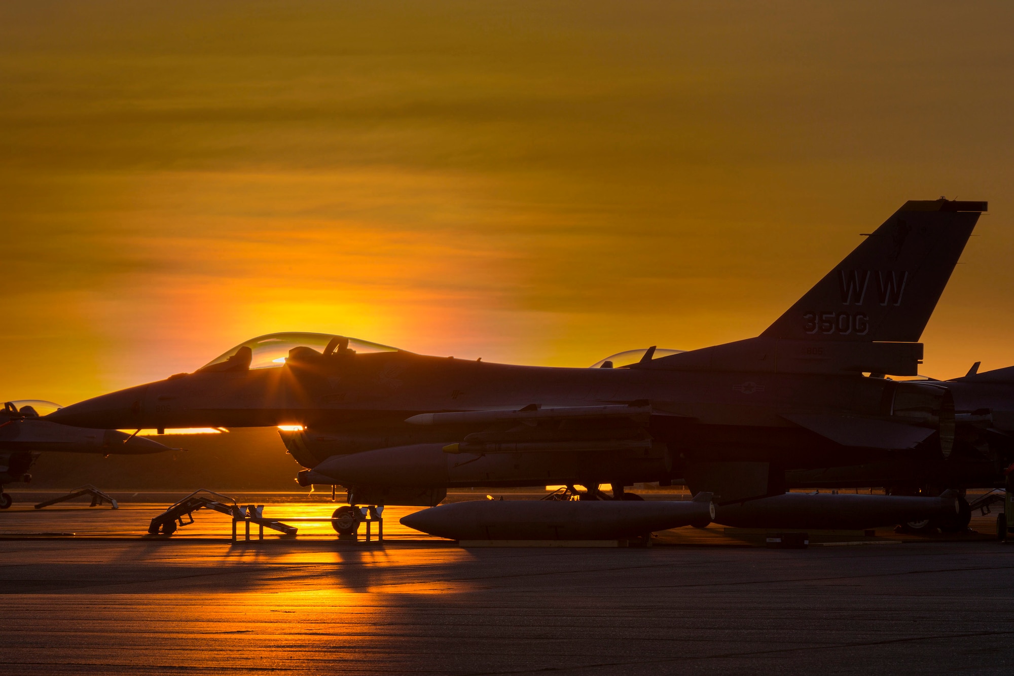 A U.S. Air Force F-16 aircraft sits on the tarmac at Royal Australian Air Force Base Darwin during Exercise Pitch Black 16 (PB16), Aug. 4, 2016. The purpose of PB16 is to foster closer military ties between participant nations, practice mutually beneficial training in a complex air environment, and establish a better understanding between militaries in the Asia-Pacific region. (Australian Defence Force photo by Cpl. David Gibbs)