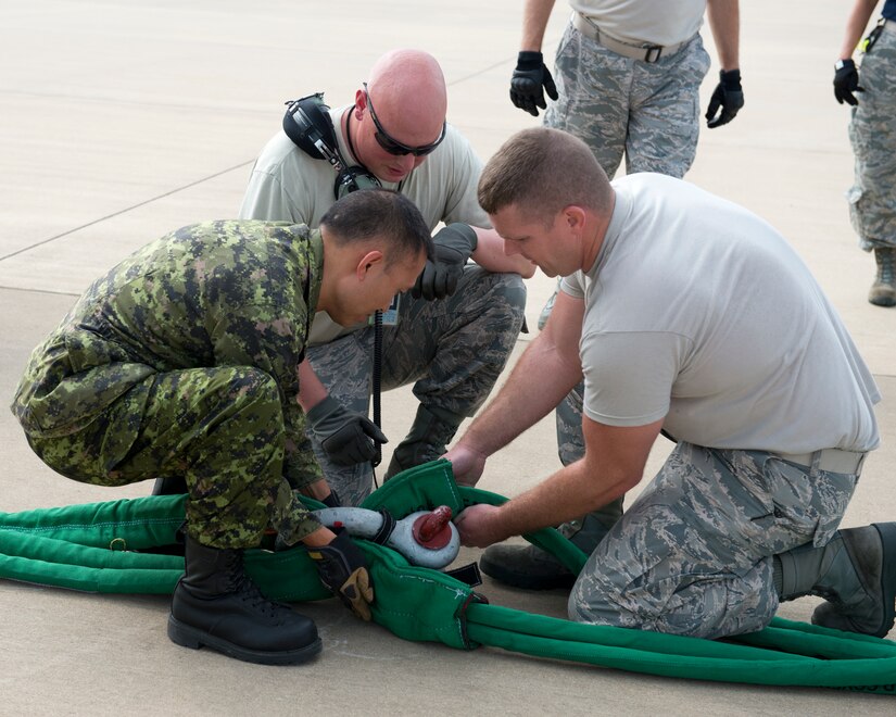 Maintainers learn new aircraft crash kit > 167th Airlift Wing > Article