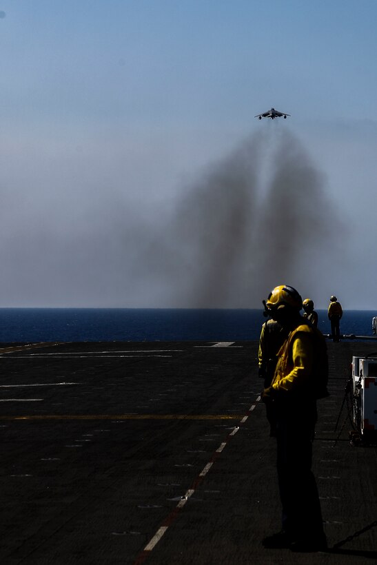An AV-8B Harrier II with 22nd Marine Expeditionary Unit (MEU), takes off from the flight deck of the amphibious assault ship USS Wasp (LHD 1) on Aug. 1, 2016. 22nd MEU, embarked on the Wasp is conducting precision air strikes in support of the Libyan Government of National Accord-aligned forces against Daesh targets in Sirte, Libya as part of Operation Odyssey Lightning.
