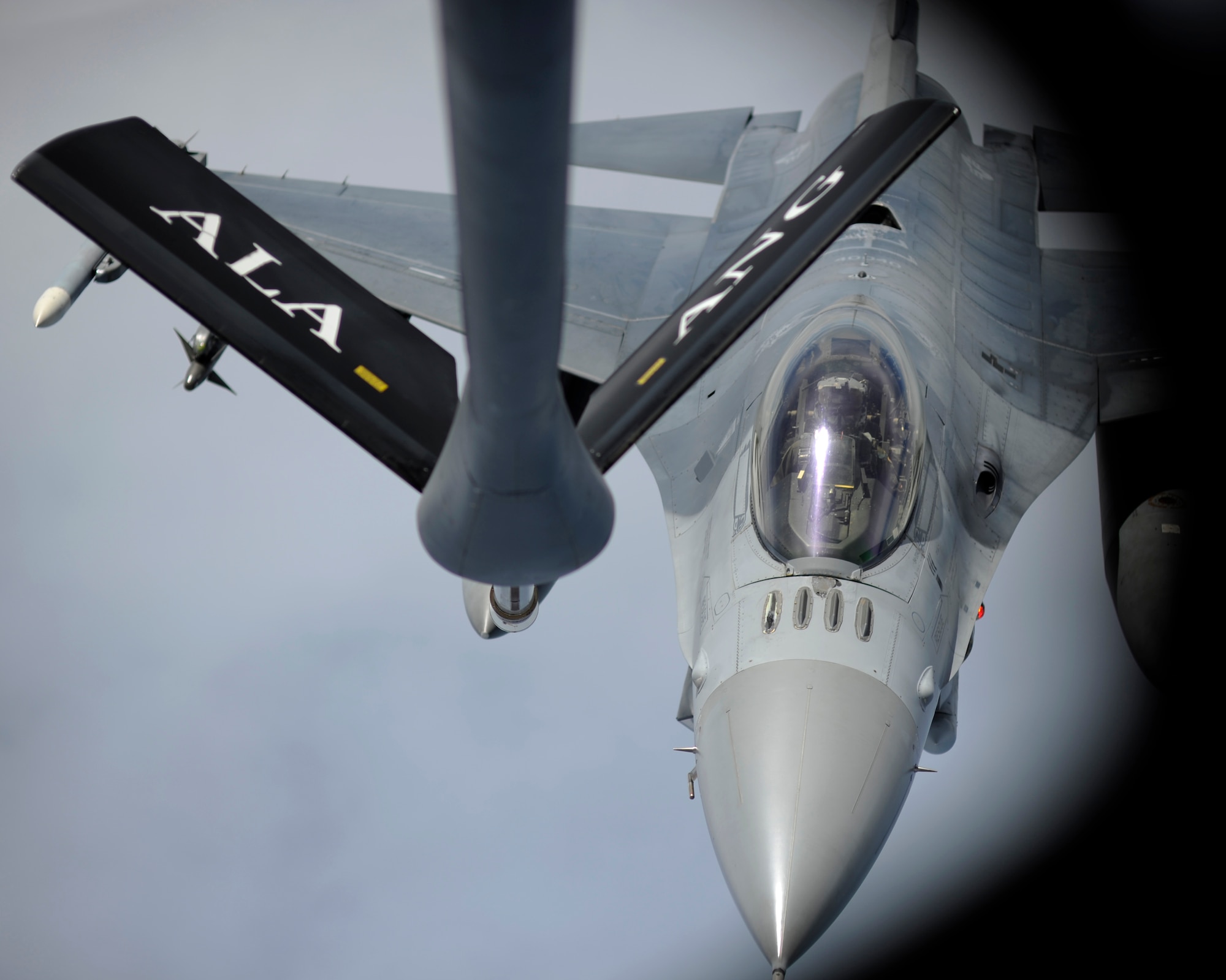 An F-16 Fighting Falcon lines up with a KC-135 Stratotanker’s boom to refuel during Sentry Savannah 16-3, Aug. 3, 2016. The 117th Air Refueling Wing of Birmingham, Ala., brought aircraft and personnel to Savannah, Ga., to participate in the Air National Guard’s largest fighter integration, air-to-air training exercise with both fourth and fifth-generation aircraft. (U.S. Air Force photo by Senior Airman Solomon Cook/Released)