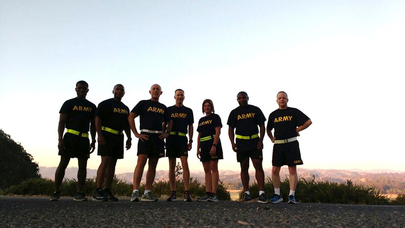 The Chief of Army Reserve, Lieutenant General Luckey (3rd from left) and staff end their 2-day Fort Hunter Liggett (FHL) tour with a 4-mile "Howling Coyote Run" with FHL Commander, Col. Norris (4th from left) and his staff.