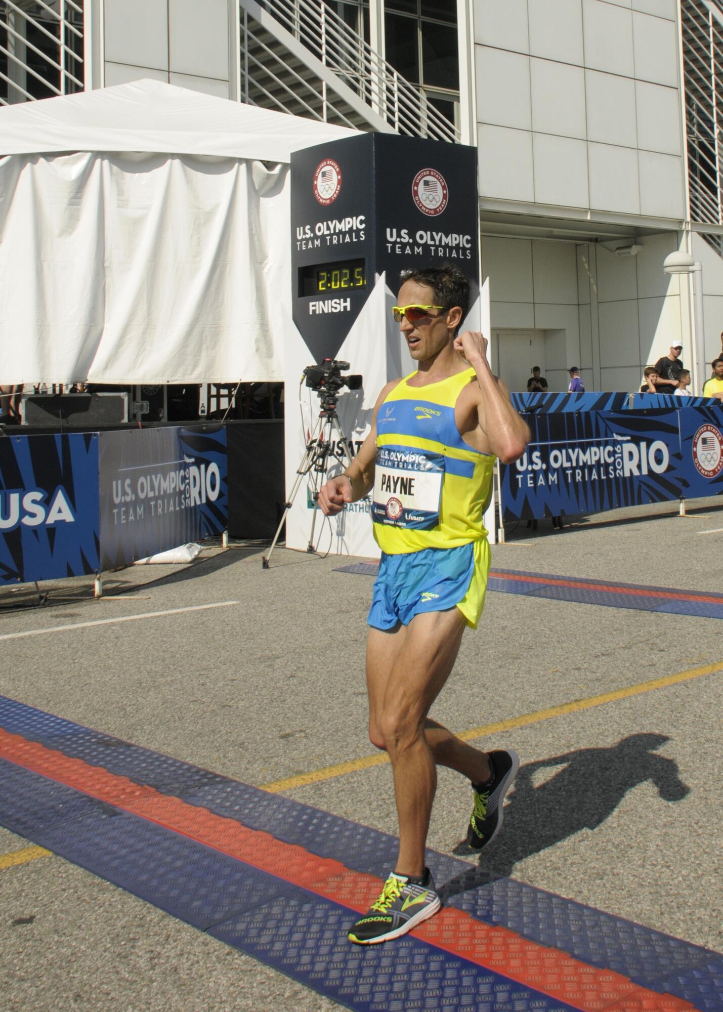 U. S. Air Force Maj. Ben Payne participated in the Los Angeles Marathon Olympic Trials, Feb 13, 2016. (U. S. Photo/Joseph M. Juarez Sr) 