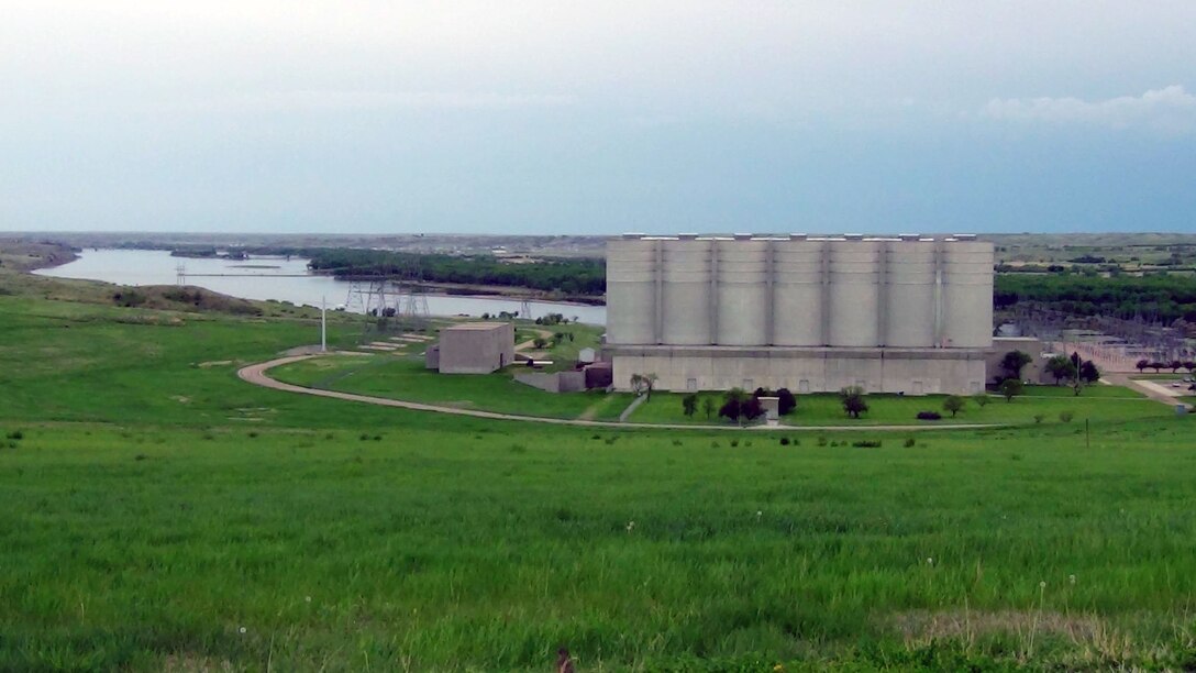 Located near Pierre, South Dakota, the surge tanks at Oahe Dam are each 70 feet in diameter. There are two tanks per penstock. The surge tanks help regulate water flow to the power house turbines. 