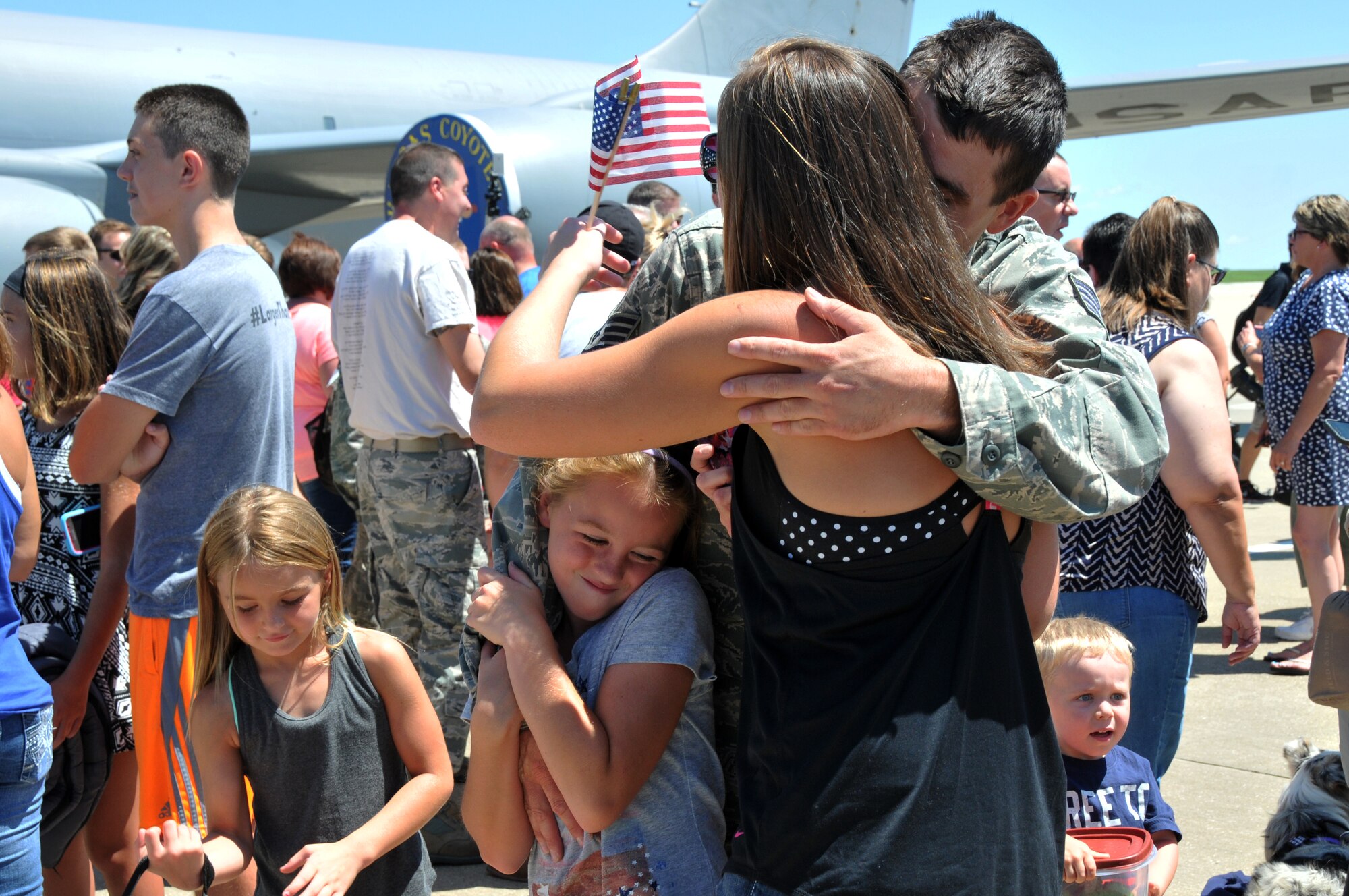 Airmen from the 190th Air Refueling Wing return home from their deployments at Forbes Field, Kansas. Aug. 13, 2016. Their deployments varied from two to three months in Al Udeid Air Base in Doha, Qatar. (U.S. Air Force photo by Senior Airman Emily E. Amyotte/Released) 