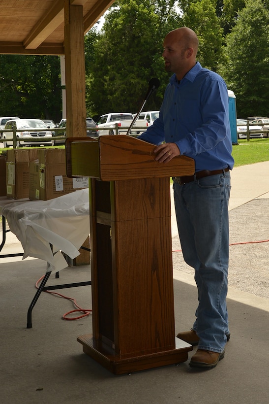 Jeff Neely, who will be in charge of the light fleet when it stands up, addresses Nashville District fleet personnel about the regional fleet reorganization during a ceremony recognizing them for their service at Old Hickory Dam in Old Hickory, Tenn., Aug. 15, 2016.