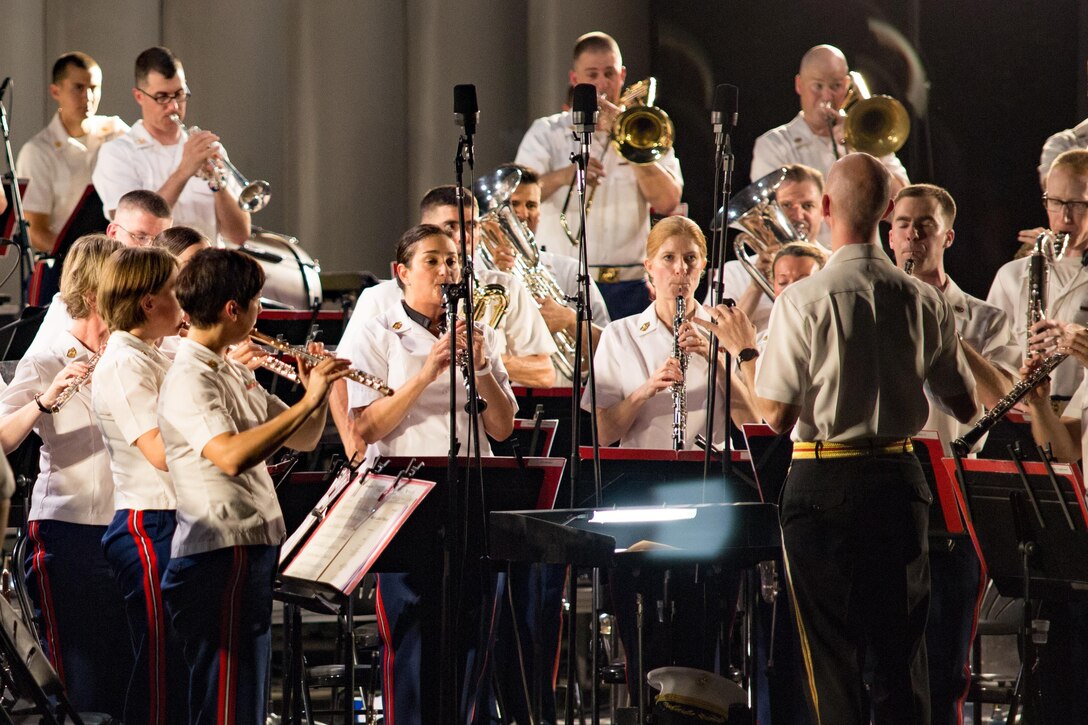 The Marine Band performed a Summer Fare outdoor concert on Aug. 18 at the Sylvan Theater, near the Washington Monument, featuring works by John Williams, John Philip Sousa, Artie Shaw, and Richard Wagner. (U.S. Marine Corps photo by Staff Sgt. Brian Rust/released.)