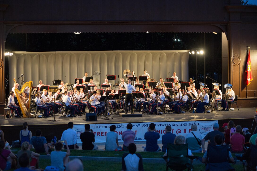 The Marine Band performed a Summer Fare outdoor concert on Aug. 18 at the Sylvan Theater, near the Washington Monument, featuring works by John Williams, John Philip Sousa, Artie Shaw, and Richard Wagner. (U.S. Marine Corps photo by Staff Sgt. Brian Rust/released.)