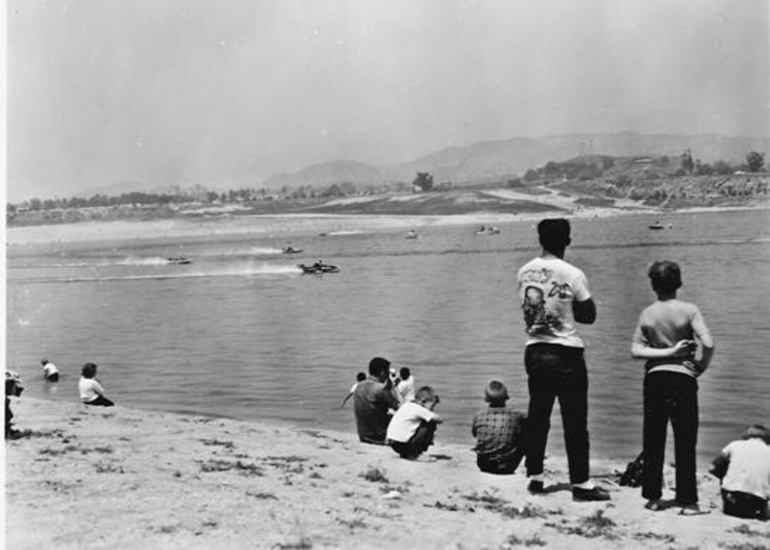 Holiday Lake Boat Race, Hansen Dam Reservoir