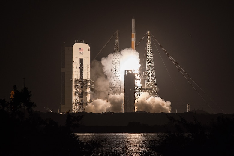 A Delta IV rocket carrying AFSPC-6 mission lifts off from Space Launch Complex-37 at 12:52 a.m. EDT, Aug. 19.(Photo by United Launch Alliance) 
