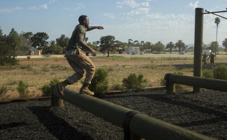 A Marine runs through the obstacle course during the 2nd Annual Tactical Athlete Championship aboard Marine Corps Air Station Miramar, Calif., Aug. 18. The competition was a part of the Marine Corps’ High Intensity Tactical Training program and tested the strengths and abilities of Marines from different installations around the Corps. (U.S. Marine Corps photo by Pfc. Liah Kitchen/Released)