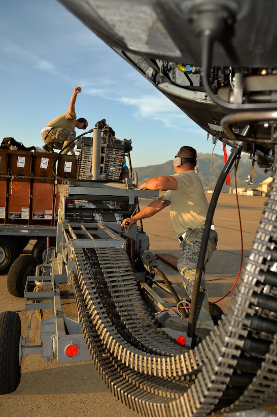 Airmen assigned to the 23rd Aircraft Maintenance Squadron, Moody Air Force Base, Ga., prepare to offload 30 mm shells from an A-10 Thunderbolt II aircraft Aug. 3 at Hill AFB. Earlier in the day, the aircraft flew during an exercise known as Combat Hammer. (U.S. Air Force photo by R. Nial Bradshaw)
