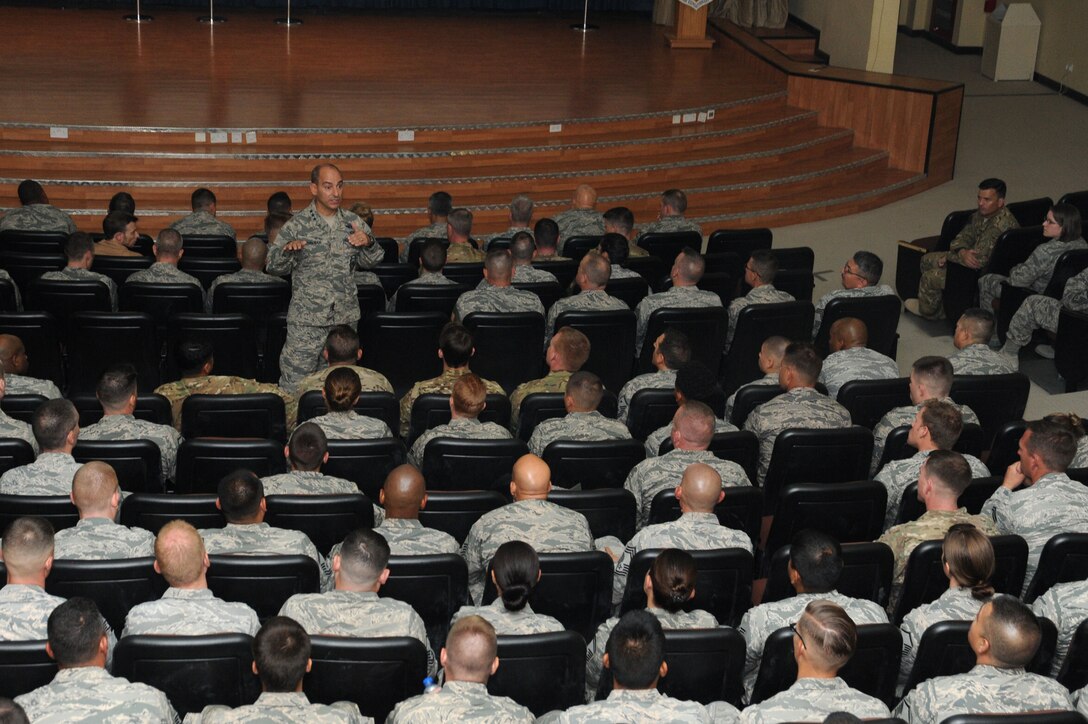 Lt. Gen. Jeffrey Harrigian, U.S. Air Forces Central Command commander, speaks to the Airmen of the 386th Air Expeditionary Wing during an all call Aug. 21, 2016, at an undisclosed location in Southwest Asia. Harrigian made his first visit to the base after taking command of AFCENT last month. (U.S. Air Force photo/Senior Airman Zachary Kee) 