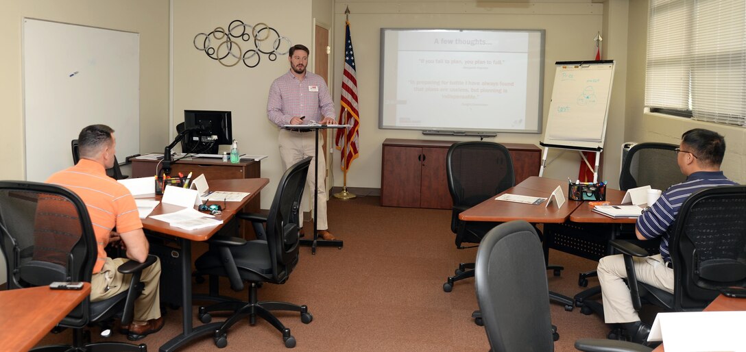 Nathan Arnold, program coordinator, University of Georgia, Small Business Development Center, facilitates a Boots-2-Business Workshop session at Marine Corps Logistics Base Albany’s Lifelong Learning Center, recently. Arnold was one of several who presented training modules to transitioning service members interested in starting a business through the entrepreneurship program, which was designed for veterans.
