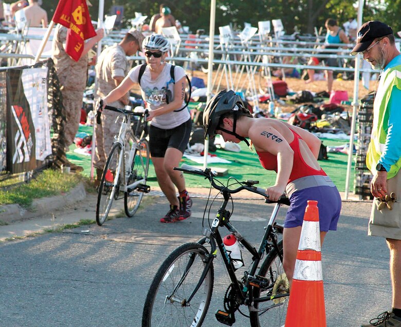 Quantico Tri athletes begin the second leg of the race, the 20K bike ride.