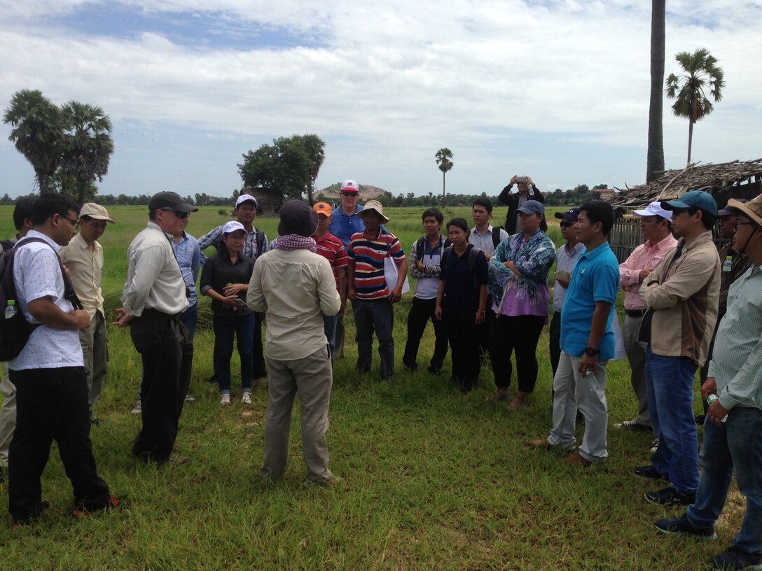 A Cambodian expert explained groundwater issues in Kampong Cham Province during a site visit as part of a USACE-led workshop. The workshop was designed to provide an overview of groundwater principles and modeling tools that can help engineers, planners, and water resources managers make more informed decisions.