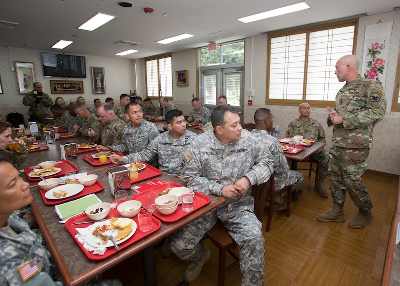 During a luncheon held at the Camp Zama Dining Facility Aug. 25, 2016, LTG Charles D. Luckey (center), chief, U.S. Army Reserve, speaks with Army Reserve Soldiers currently assigned to U.S. Army Japan. Luckey visited Japan to understand the close partnership between USARJ and the Army Reserve. The short yet informative tour also gave Luckey a rare opportunity to directly engage with Soldiers working and training in Japan and promote the Army Reserve’s new vision of becoming a lethal, capable and combat ready force prepared to face the unique challenges of the Pacific. Luckey encouraged the Reserve Soldiers permanently and temporarily assigned to Japan to help him find the perfect balance between building readiness and providing capacity. (U.S. Army photo by Yuichi Imada, U.S. Army Garrison-Japan)