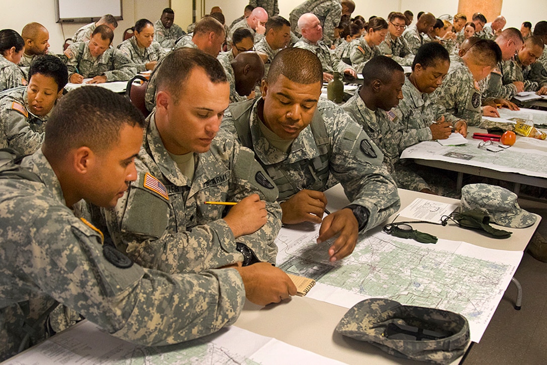 Soldiers participate in map-reading class during premobilization training at Fort Indiantown Gap, Pa., Aug. 16, 2016. Army National Guard photo by Sgt. Cesar Leon