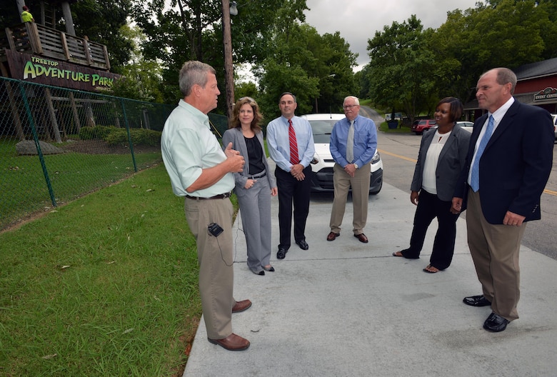 (Left to right) Larry Edgmon, general manager of the Nashville Shores Lakeside resort and Marina, briefs Ashley Klimaszewski, Real Estate Division Management and Disposal Branch chief; Eric Crafton, Nashville District Real Estate chief of Acquisitions and Technological Resources; William White, Great Lakes and Ohio Division chief, Brenda Johnson-Turner, U.S. Army Corps of Engineers director of Real Estate; and Mike Abernathy, Nashville District Real Estate Division chief, on new additions to the Nashville Shores park during a tour Aug. 18, 2016. 