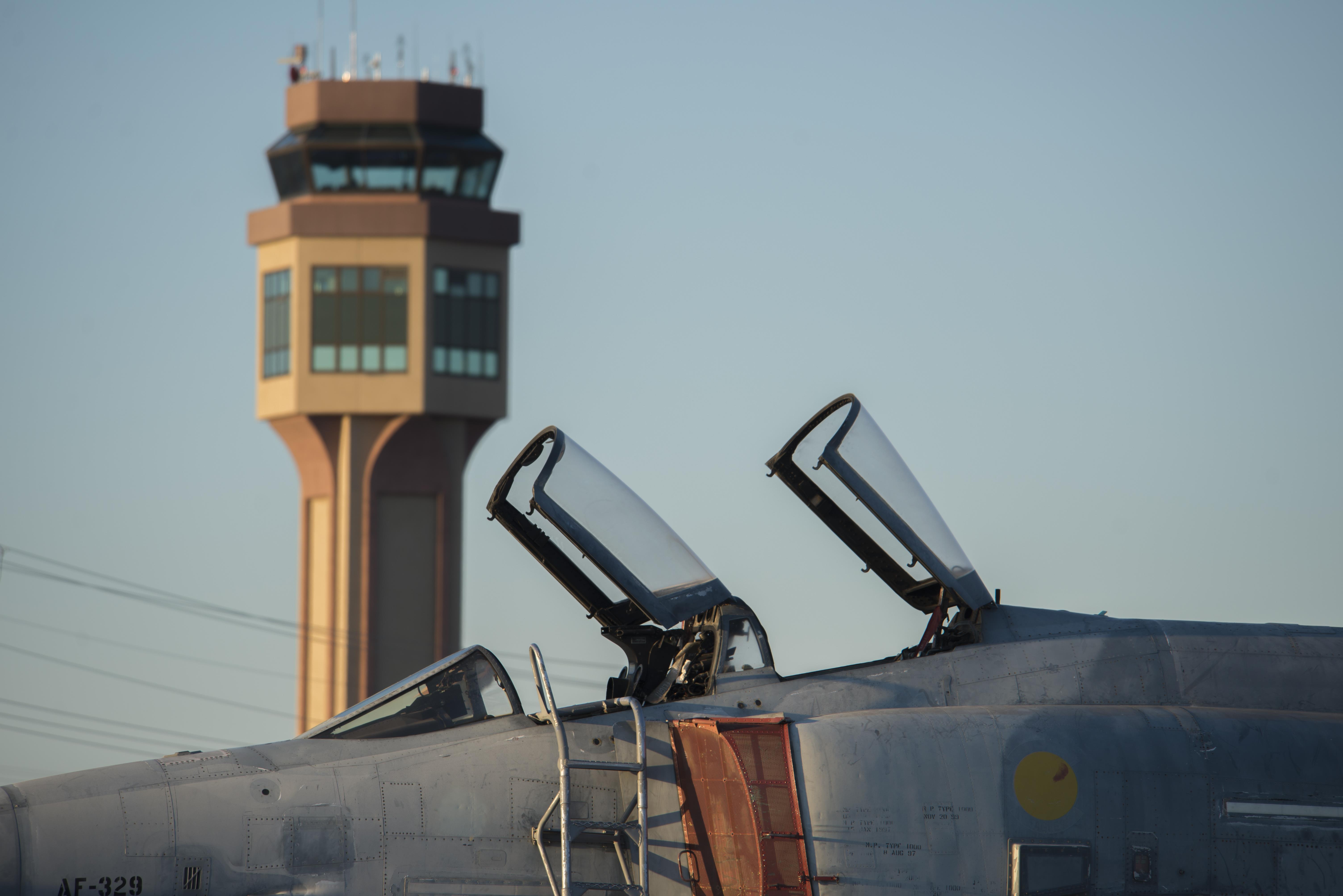 Phantom flies final unmanned mission > Holloman Air Force Base