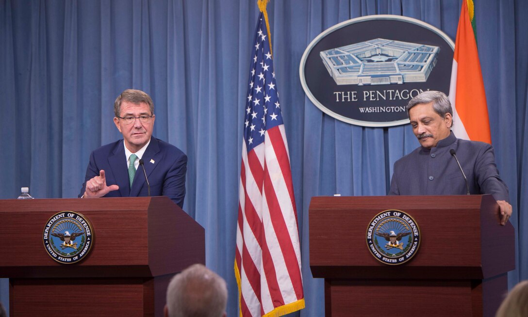 Defense Secretary Ash Carter and Indian Defense Minister Manohar Parrikar hold a joint news conference at the Pentagon, Aug. 29, 2016. DoD photo by Navy Petty Officer 1st Class Tim D. Godbee