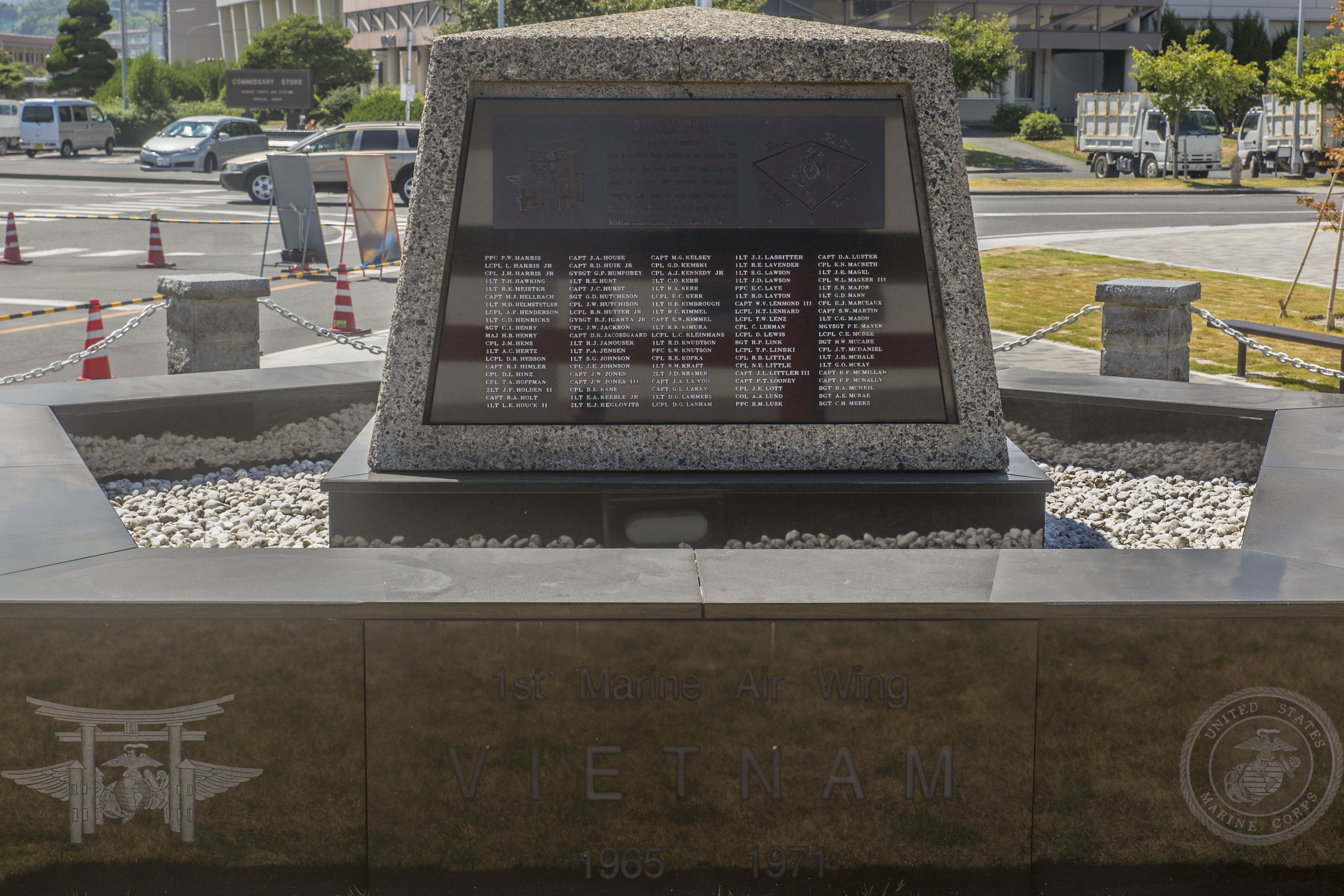 Honoring Past Fallen Heroes Marine Corps Air Station Iwakuni Japan News Article Display