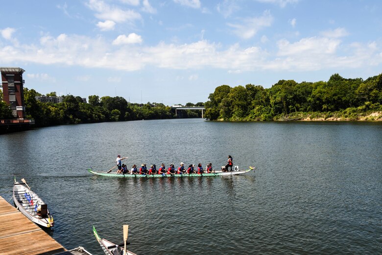 Guardsmen represent 187th in Montgomery Dragon Boat Race