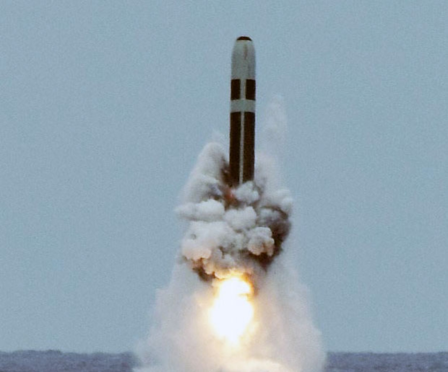 Trident II (D5) Missile > United States Navy > Displayy-FactFiles